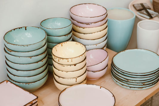 How to Buy and Care for Stoneware: A Sustainable Guide